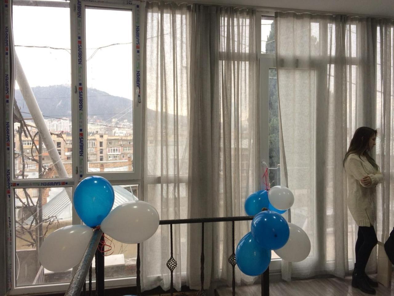 Blossom Hostel Updated ! Обновлено !!! City Center! Perfect Order!!! Snow-White Bed Linen!!! Идеальный Порядок!!! Белоснежное Постельное Белье!!! Центр Города !!! 트빌리시 외부 사진