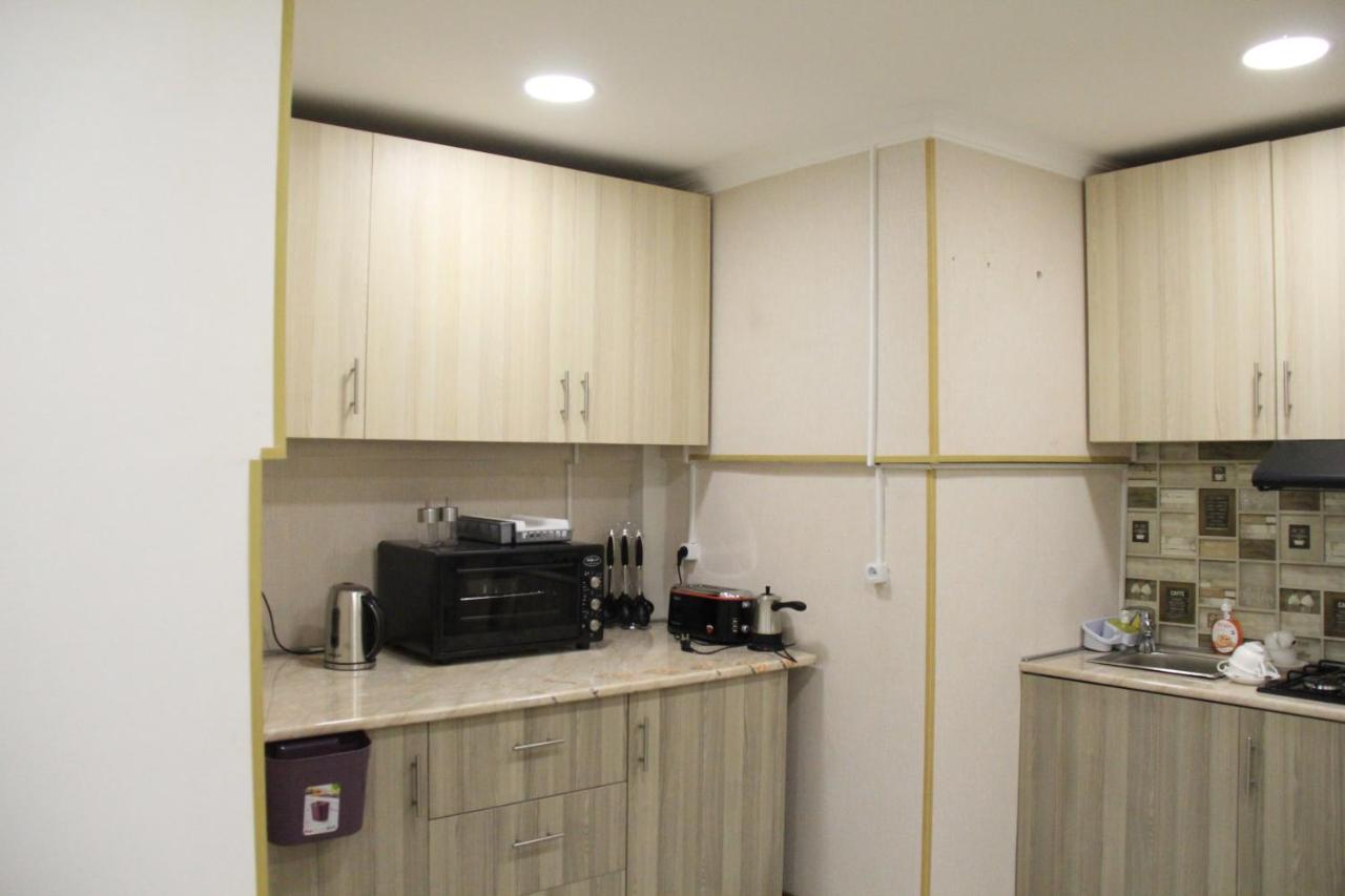 Blossom Hostel Updated ! Обновлено !!! City Center! Perfect Order!!! Snow-White Bed Linen!!! Идеальный Порядок!!! Белоснежное Постельное Белье!!! Центр Города !!! 트빌리시 외부 사진